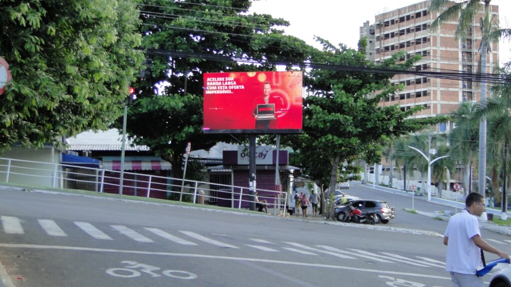 Painel 02 - Outdoor Eletrônico